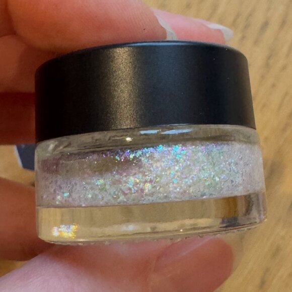 Lethal Cosmetics Avatar the Last Airbender: Yew glitter gel - Picture 5 of 6